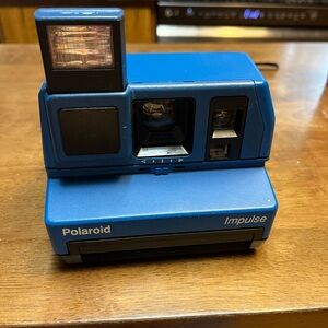 Polaroid 600 Impulse Blue Instant Camera